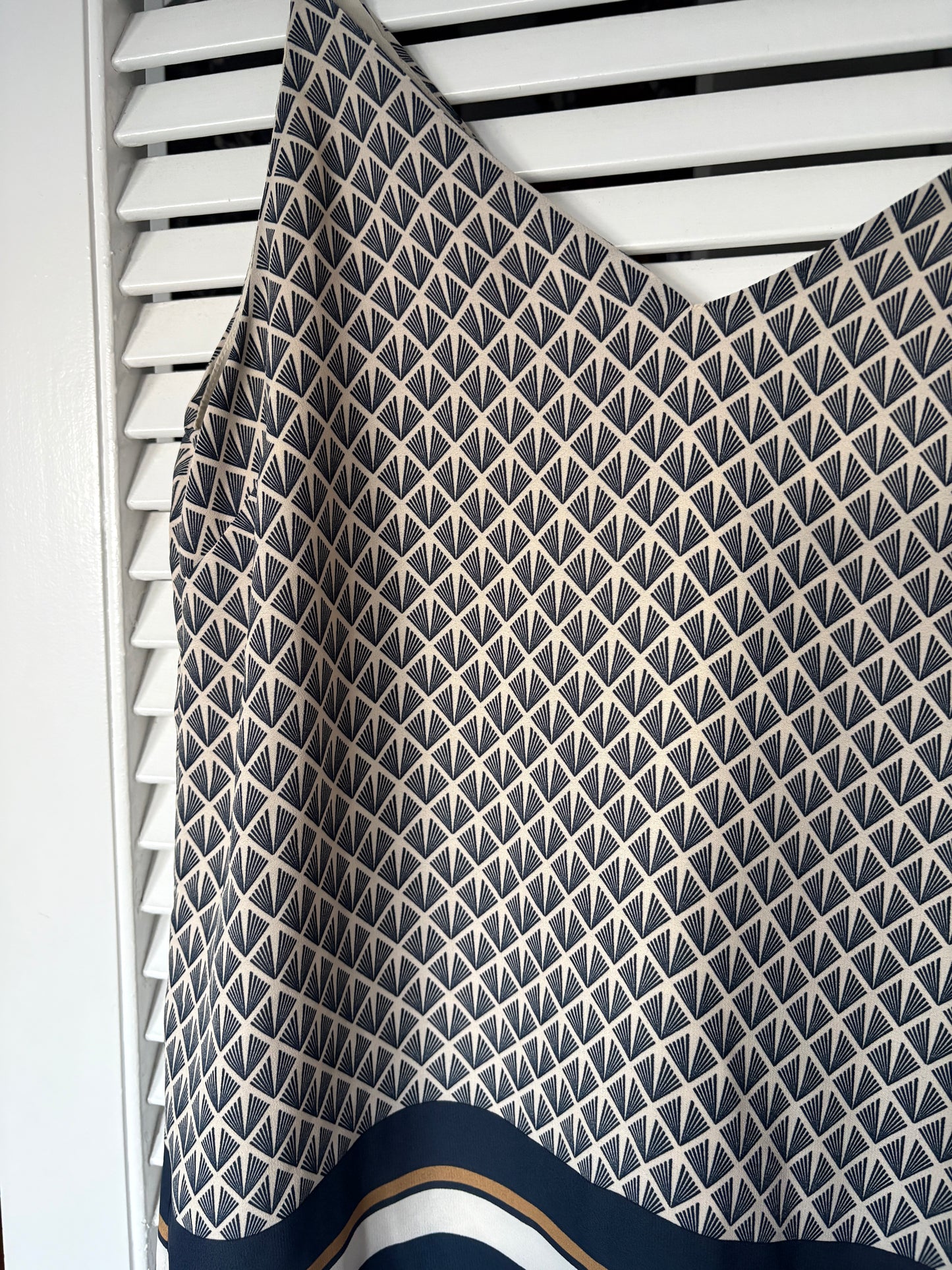 H&M vest, 10