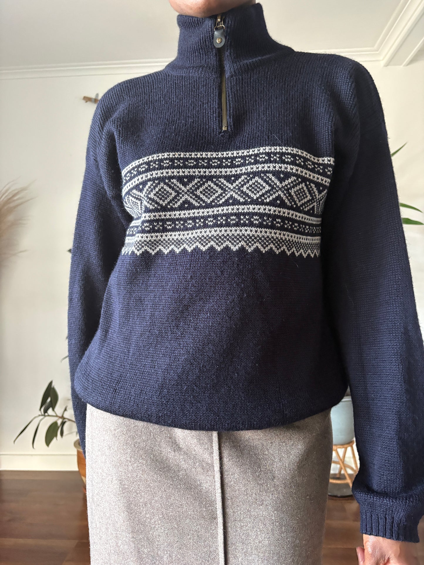 Country Road sweater, 10-14