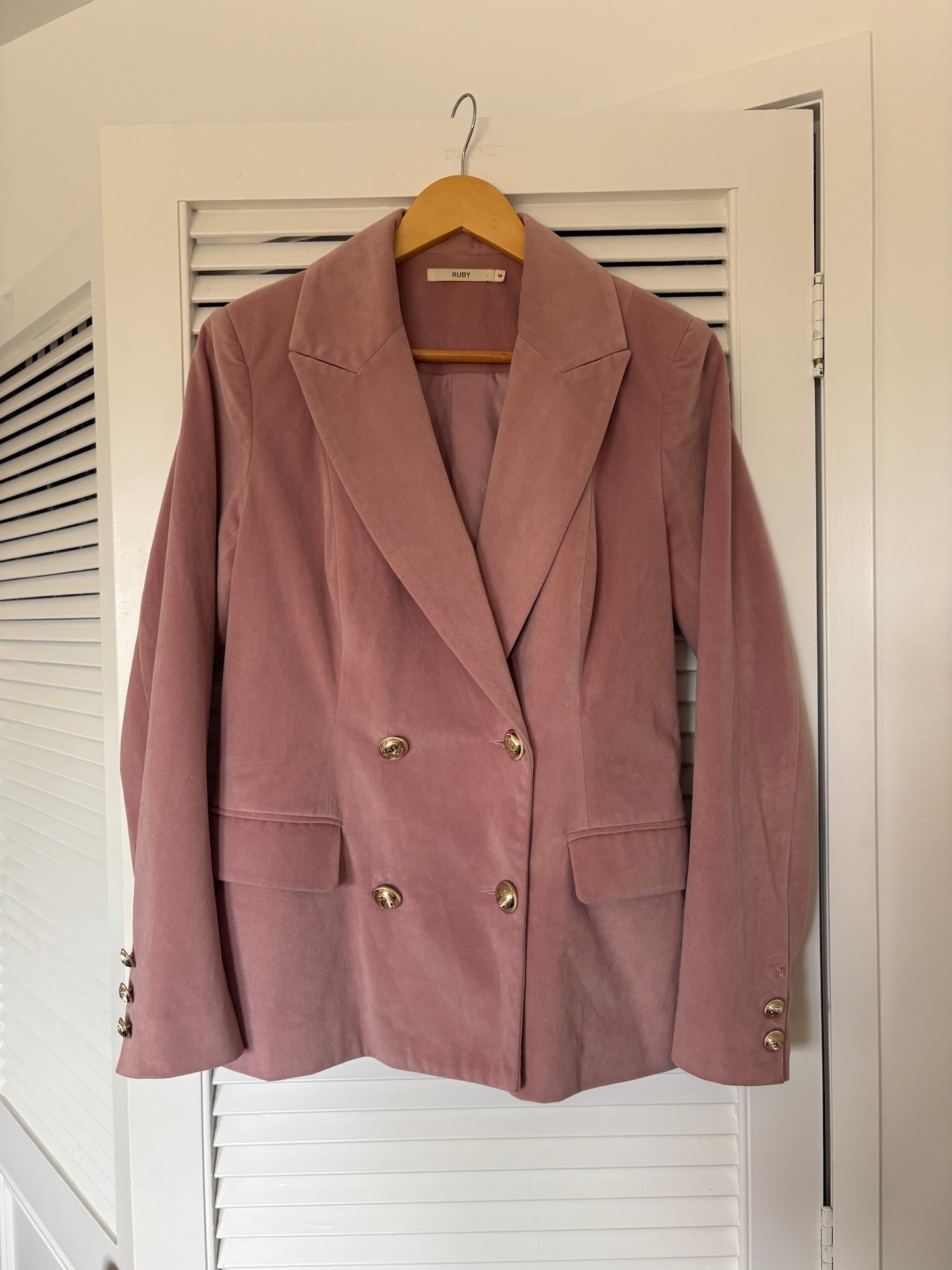 Ruby velvet jacket, 10