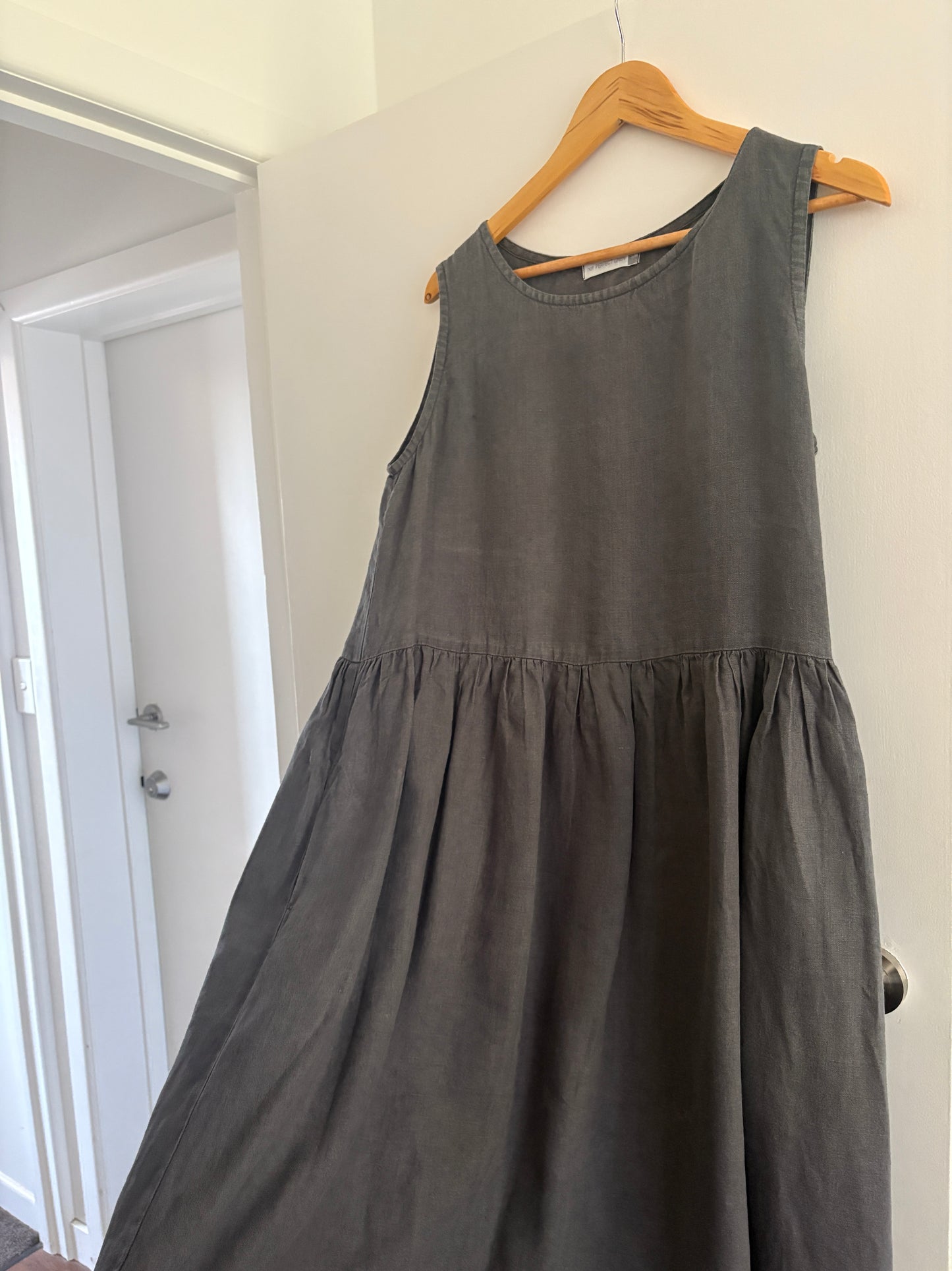 not PERFECT LINEN dress, 8-10