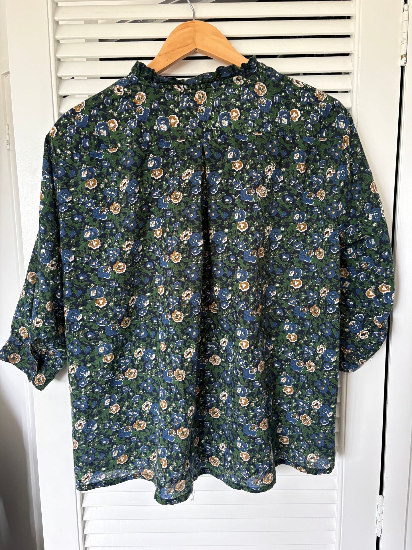 Sabrinaa shirt, 10