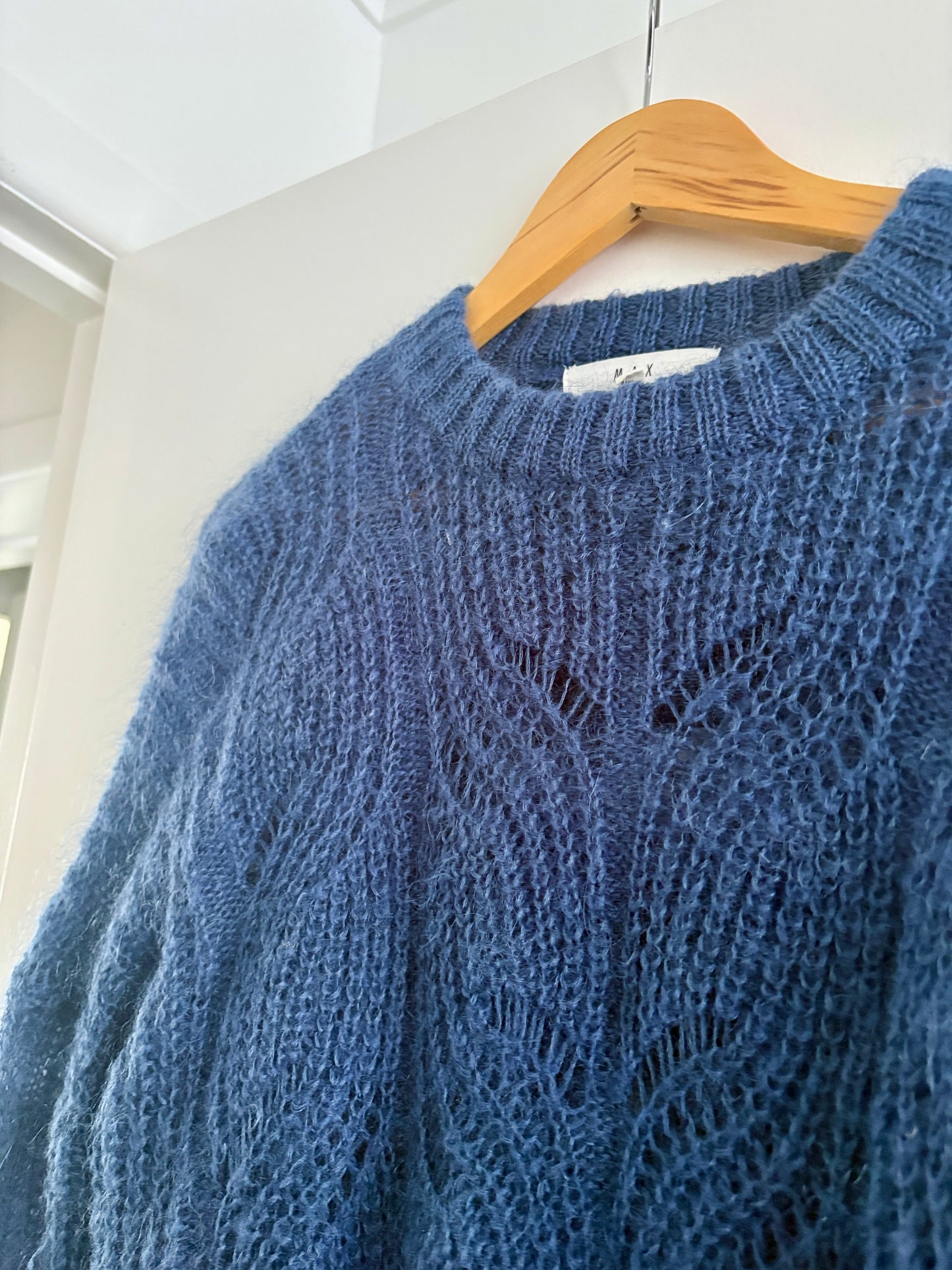 MAX knitted sweater, 10-12