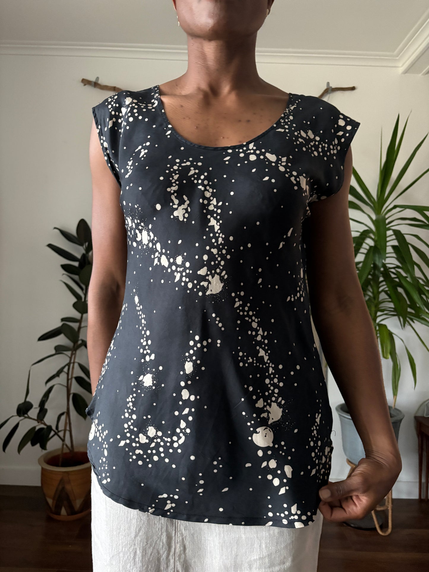 Wonderland silk top, 10-12