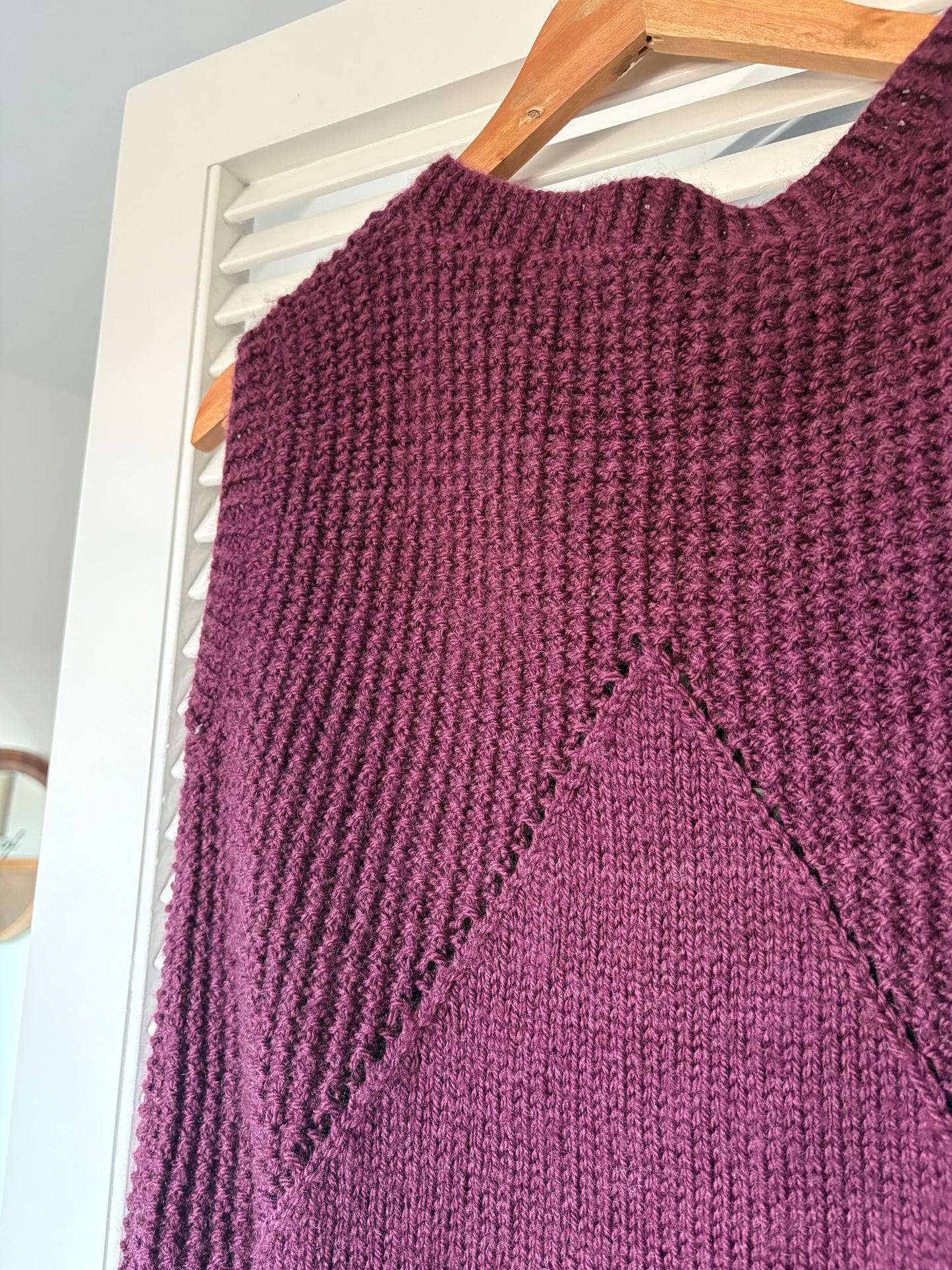 Handknit vest, 8-10