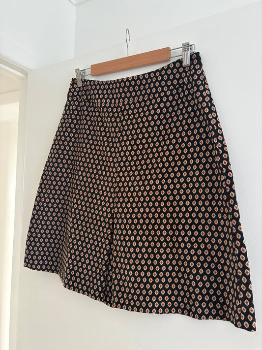 Yoshi Jones skirt, 10