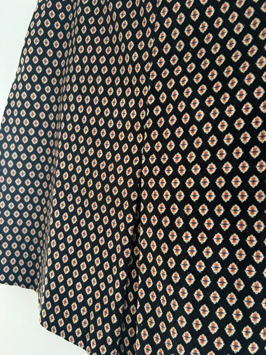 Yoshi Jones skirt, 10