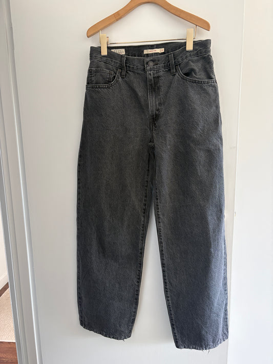 Levi’s, W27 x L32