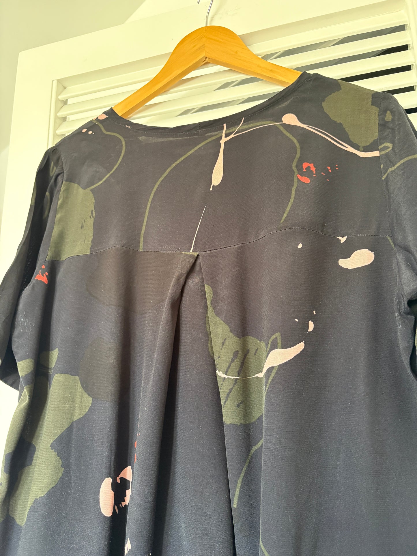 Abstract print top, 10-12