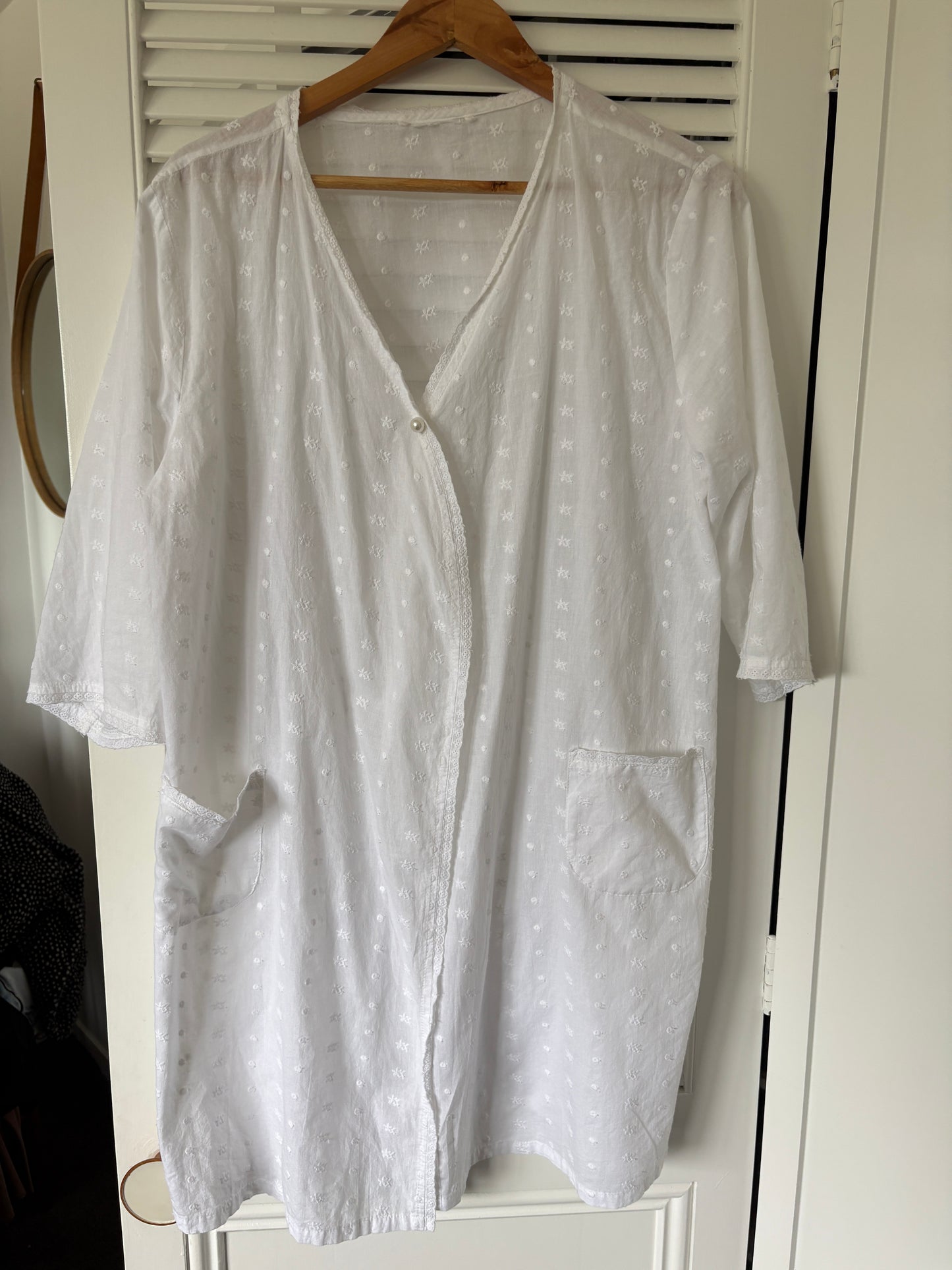Cotton jacket / gown, 8-10