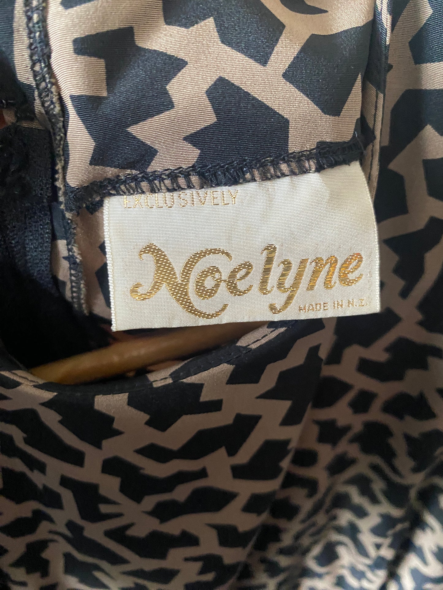 Noelyne 80’s dress, size 10
