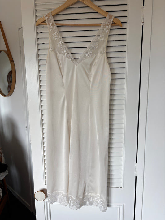 Bendon vintage slip, 10