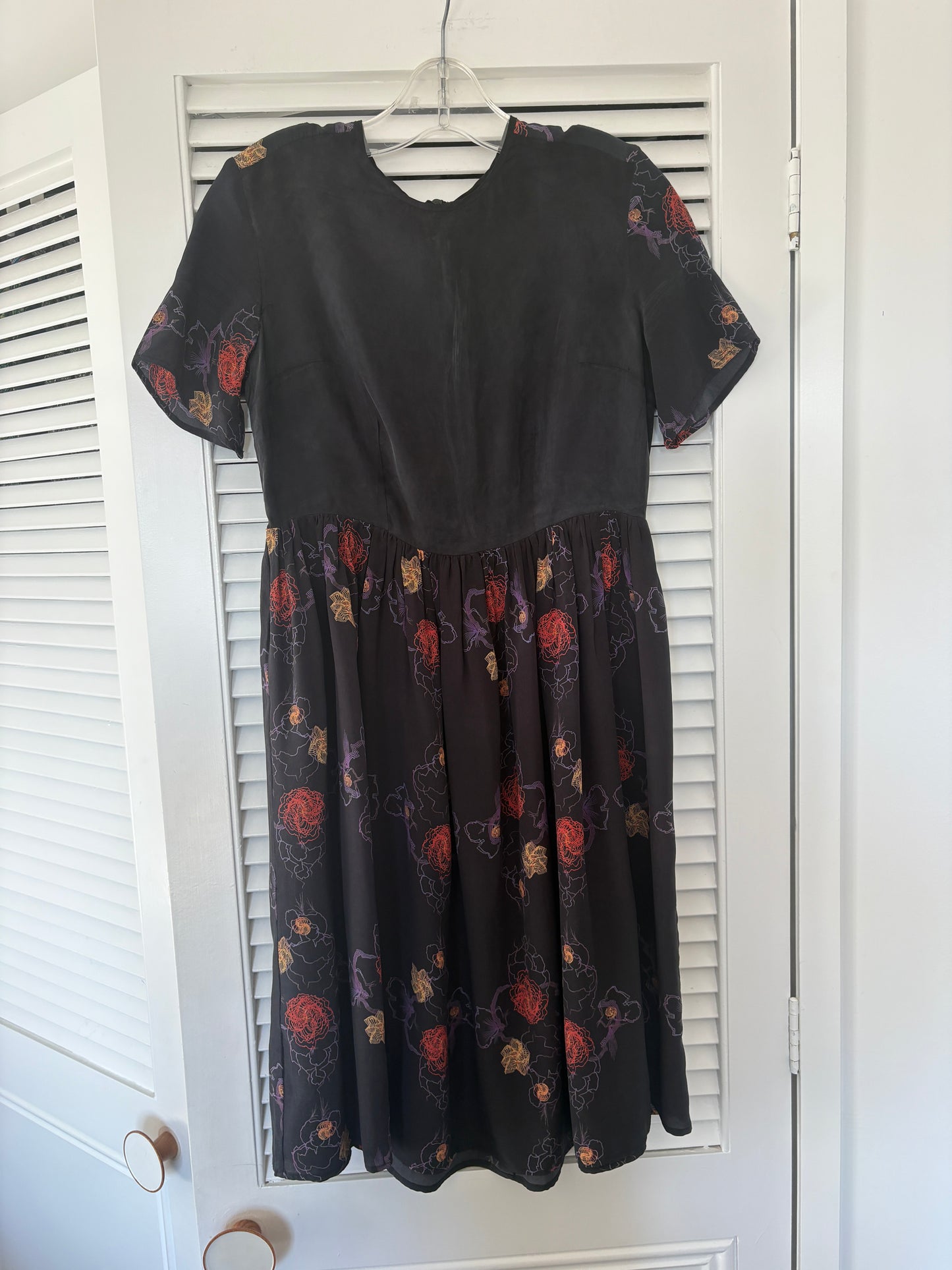Silk dress, 8