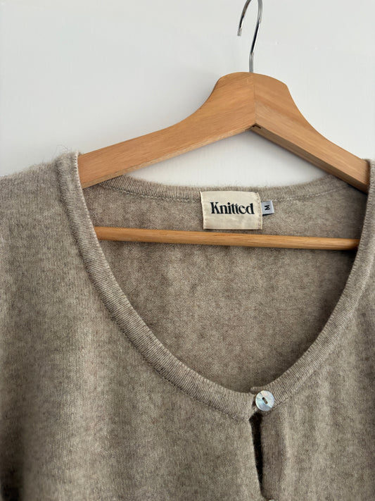 Knitted cardigan, 10