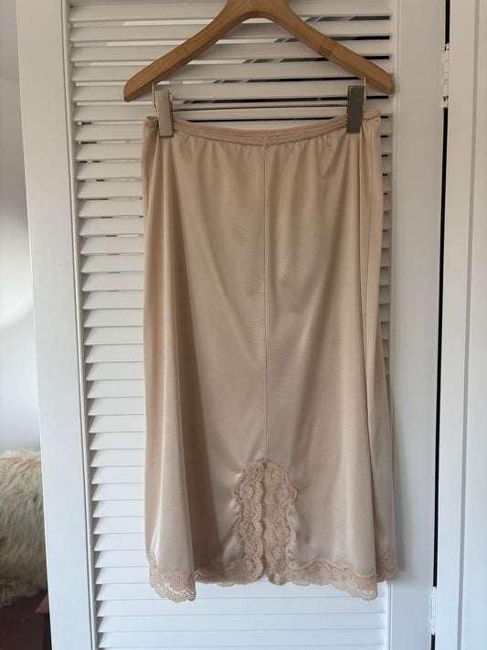 Satin slip, 10-14